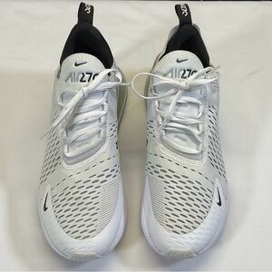 EUC Nike Air Max 270
